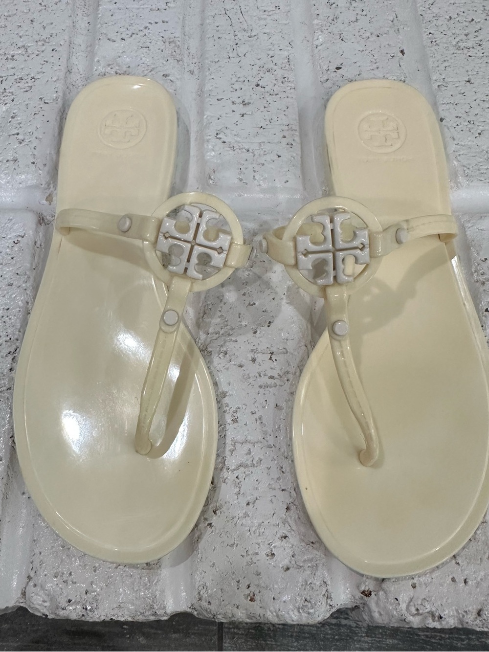 Tory Burch Mini Miller Logo Ivory, Jelly Thong Sandals